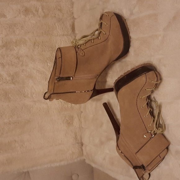Leather booties - Picture 2 of 4